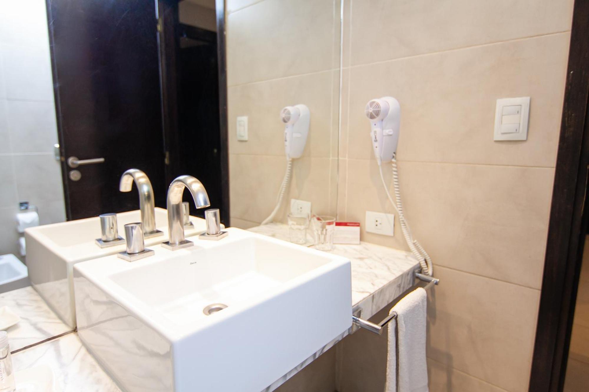 Amerian Tucuman Apart & Suites San Miguel de Tucumán Δωμάτιο φωτογραφία